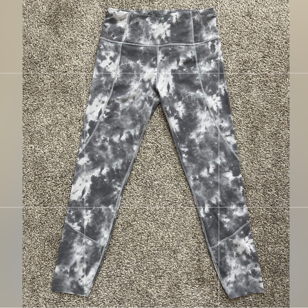 Varley athletic leggings - size medium - grey tie dye
